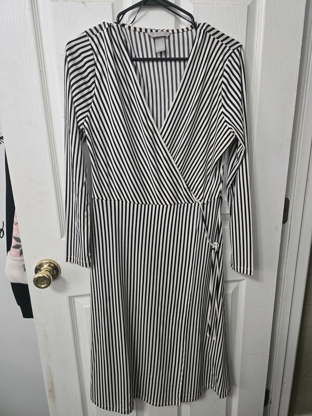 H&M Black and White Striped Wrap Dress